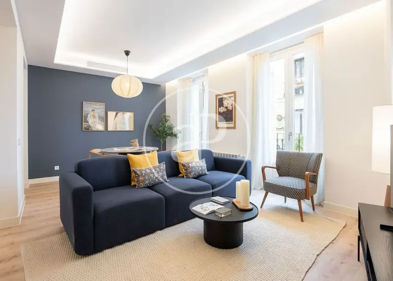 Apartamento de Lujo en Alquiler Madrid Huertas Cortes