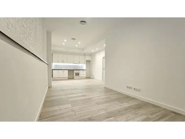 Piso Nuevo A Estrenar En Hospitalet, Junto Centro Comercial Gran Via!