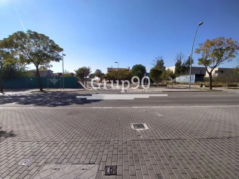 Venta Suelo Lleida 614m2  Parcela Urbana Esquinera Vistas Despejadas