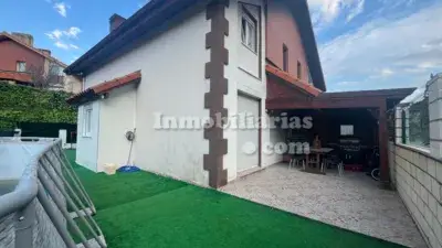 Chalet Pareado en Otañes Cerca de Castro Urdiales
