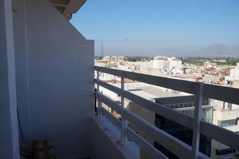 Apartamento 3 Dormitorios Almoradi Reforma