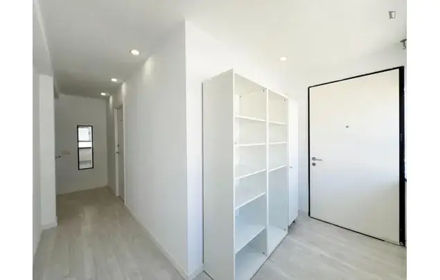Alquiler piso 4 habitaciones Madrid Estacion Fuencarral