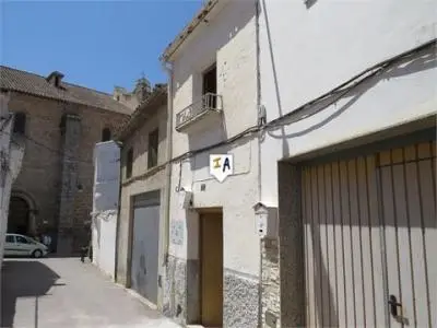 Casa Adosada Alcaudete Junto Iglesia Santa Clara