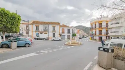Dúplex en Vélez de Benaudalla con Vistas al Castillo