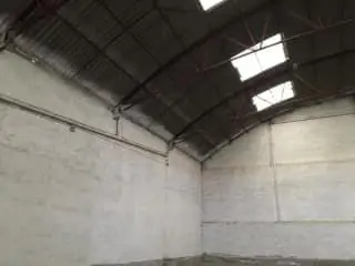 Nave industrial 800m2 Tresjuncos