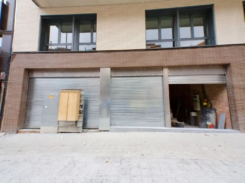 Venta Local Comercial Terrassa 179 50m2