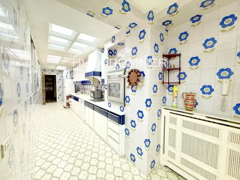 Piso amplio en venta Burriana 285m2 8 habitaciones 4 baños