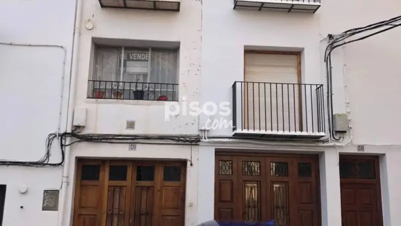 Casa amplia de 4 plantas en Mora de Rubielos