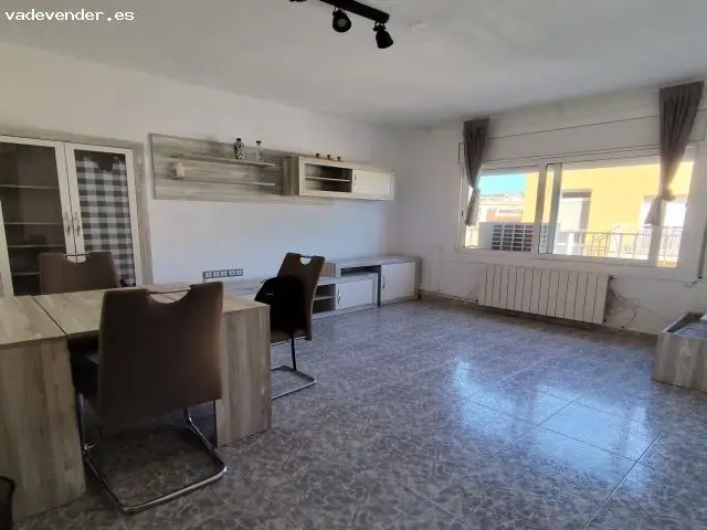 Piso en venta en Sabadell 3 habitaciones amueblado