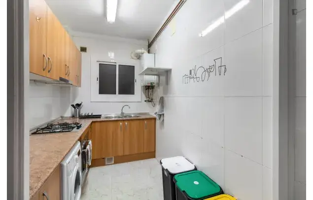 Apartamento 5 Dormitorios Barcelona Estudiantes Jovenes