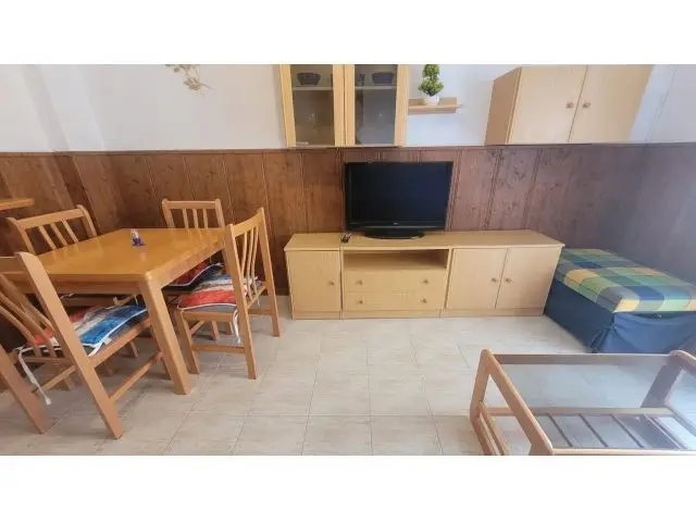 Apartamento 2 Dormitorios Garaje Trastero Alquiler