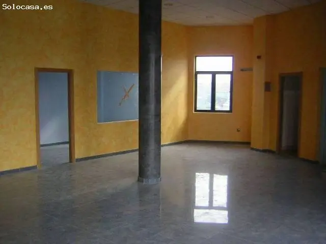 Nave Industrial 2900m2 Badajoz