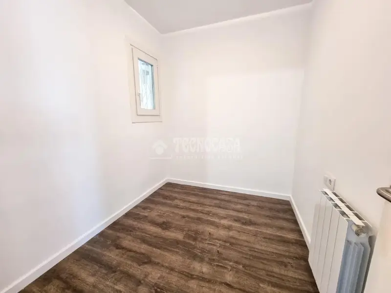 Piso en Venta en Sants Montjuic 3 Dormitorios