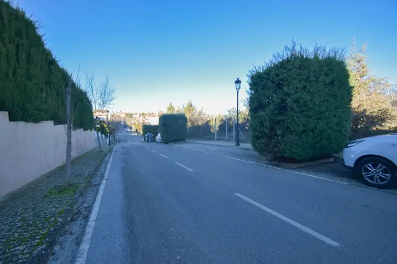 Solar en Nueva Otura Otura m	
as de 1000m2