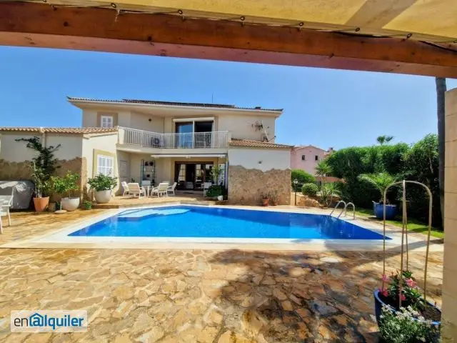 Alquiler casa Can Picafort piscina aire acondicionado 6 a 11 meses