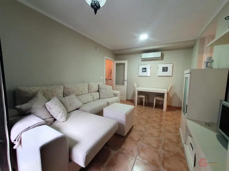 Apartamento en Venta Velez de Benaudalla 1 Dormitorio Piscina Garaje
