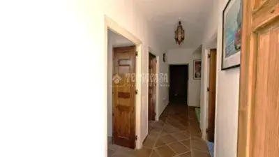 Casa adosada 186m2 Alquife 4 dormitorios 2 banos terraza