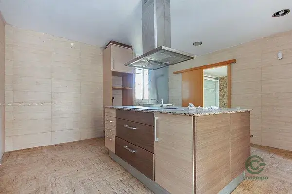 Casa Unifamiliar en Olivella 5 Dormitorios 243m2