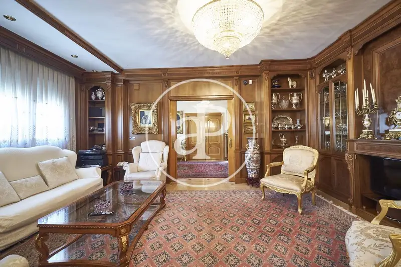 Piso señorial 400m2 Arapiles  Venta