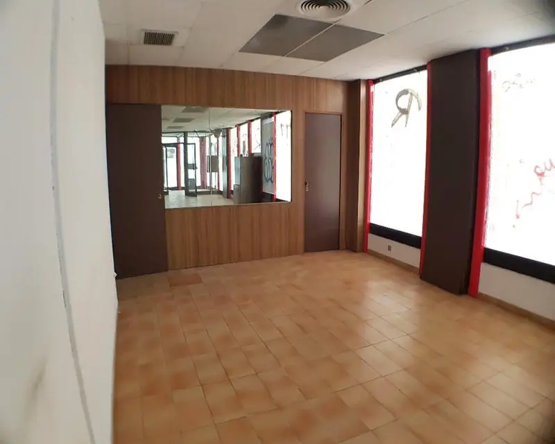 Local en Venta Terrassa 173m2