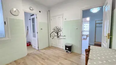 Alquiler Piso Reformado Caranza Ferrol 3 Dormitorios