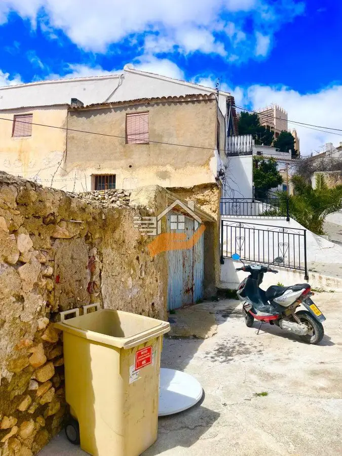 Venta Parcela con Vivienda en Ruinas Velez Blanco