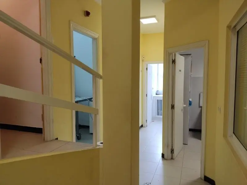 Venta Local Comercial con Terraza en Valdoviño