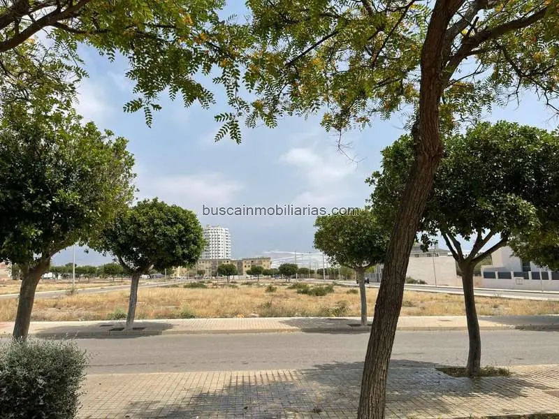 Solares en Santo Domingo -  Lidl - Residencia Mayores
