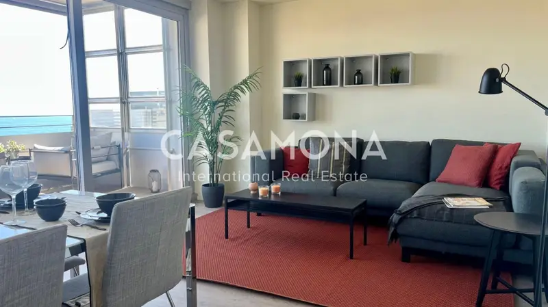 Apartamento en Diagonal Mar con Vistas al Mar y Piscina