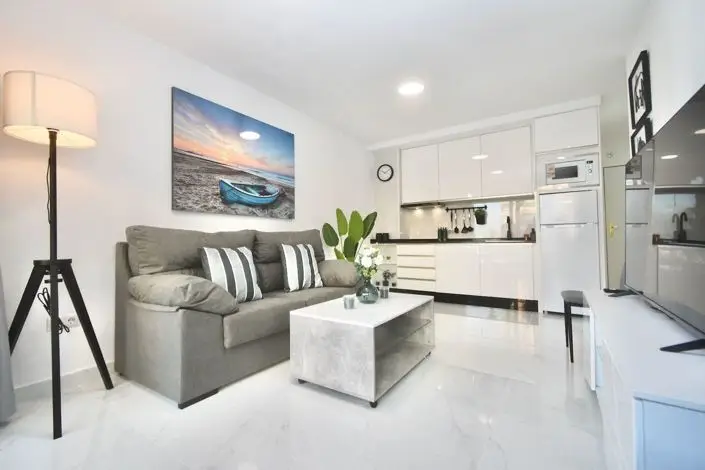 Apartamento 2 Dormitorios Fuengirola Reformado Vistas al Mar