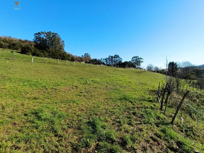 Venta Terreno con vistas Fresnedo Alfoz de Lloredo