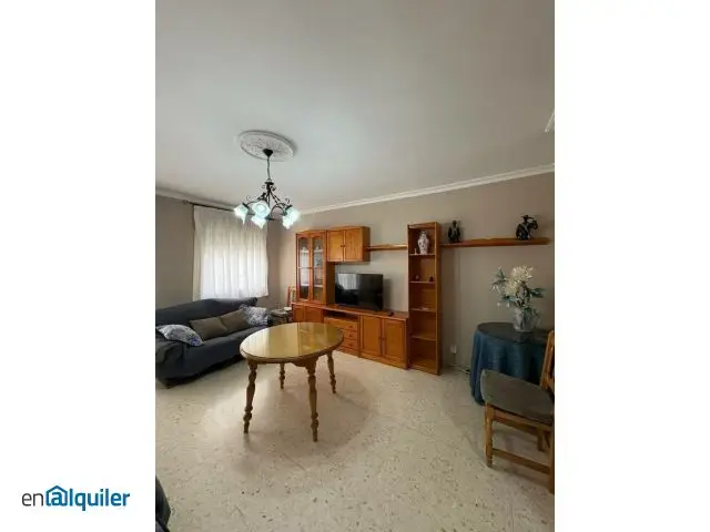 Alquiler piso con 2 baños Baena