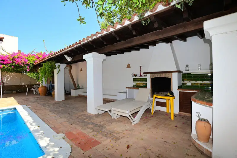 Villa en Venta Santa Eulalia 4 Dormitorios Piscina Jardin