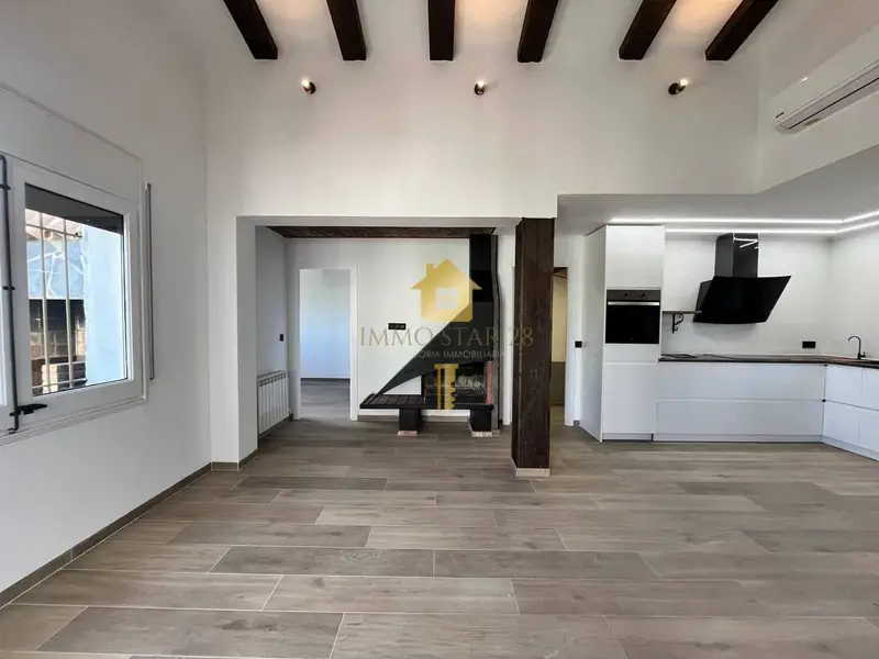 Chalet en venta Roses Girona planta baja 3 habitaciones jardin garaje