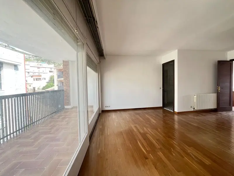 Chalet en Jorba con Garaje y Terrazas