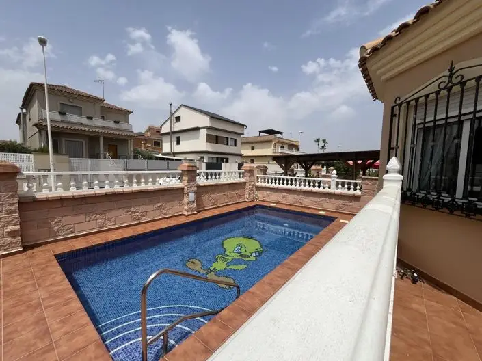 Villa en Venta Almorad	 El Banet 2 Dormitorios Piscina Privada