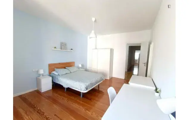 Alquiler Apartamento 6 Dormitorios Pamplona Estudiantes Trabajadores