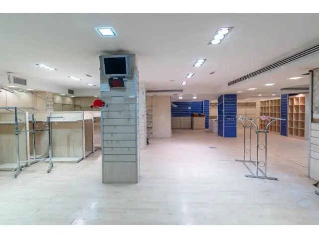 Local Comercial en Granada Centro: Ideal Inversores 510m²