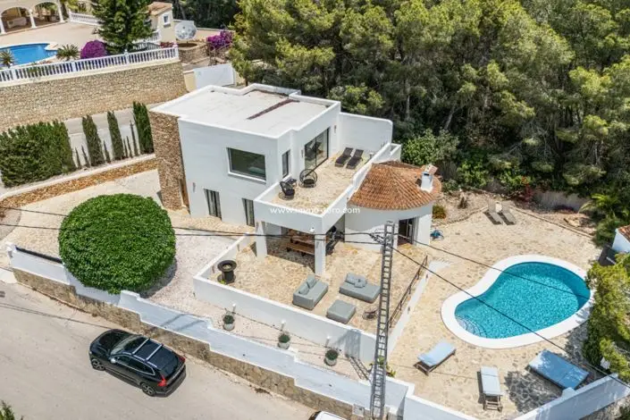 Villa de Lujo en Moraira 4 Dormitorios Vistas al Mar