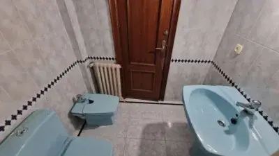 Piso en venta en Paseo de Linarejos Linares