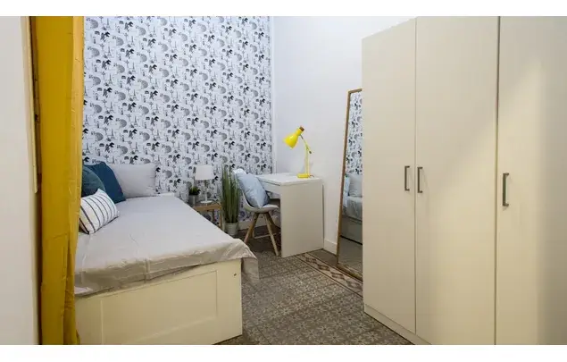 Habitacion individual con aire acondicionado en Gràcia