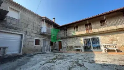 Casa en venta en Allariz