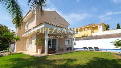 Chalet en venta en Montepilar