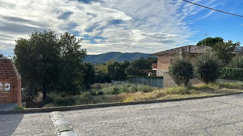 Venta Parcela 715m2 Mas Carbo Palafolls