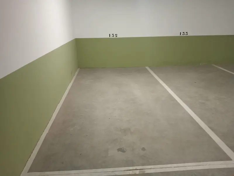 Garaje en Alquiler Nervión Sevilla Ciudad