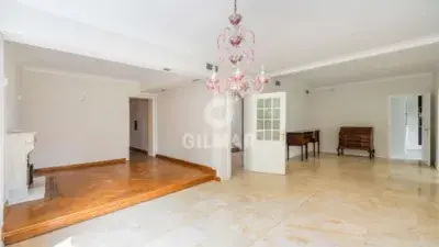 Chalet en Somosaguas 5 dormitorios 4 baños Jardin 750m2
