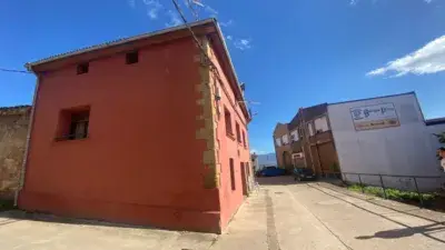 Casa rústica en venta en Calle de Victor Cardenal