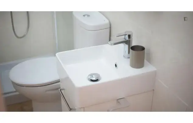 Apartamento 3 Dormitorios Barcelona Alquiler 3-24 Meses