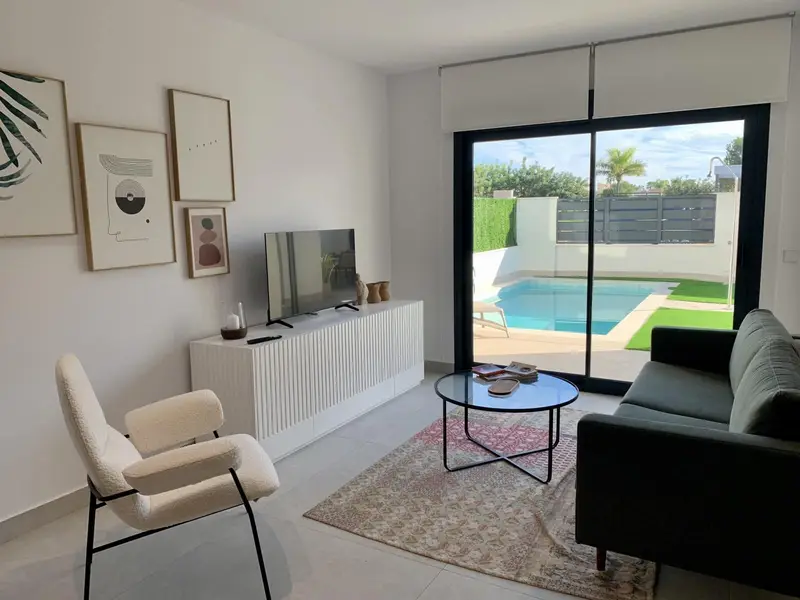 Villa de Lujo en Roda Golf Murcia con Piscina Privada