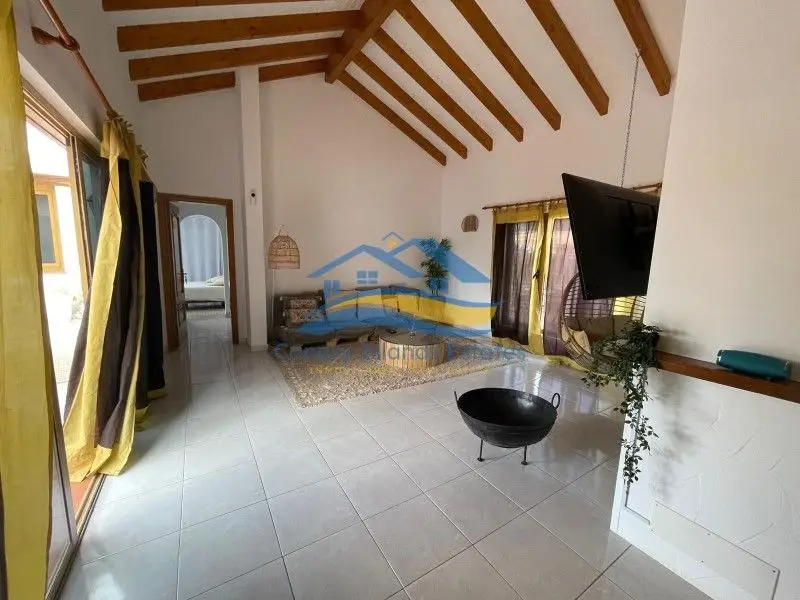 Villa en Villaverde La Oliva con Vistas a la Montana